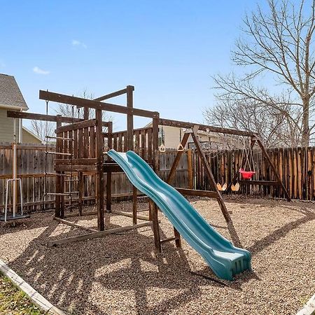 Vila Stylish 5 Br- Lg Fenced Backyard And Playground Summerset Exteriér fotografie